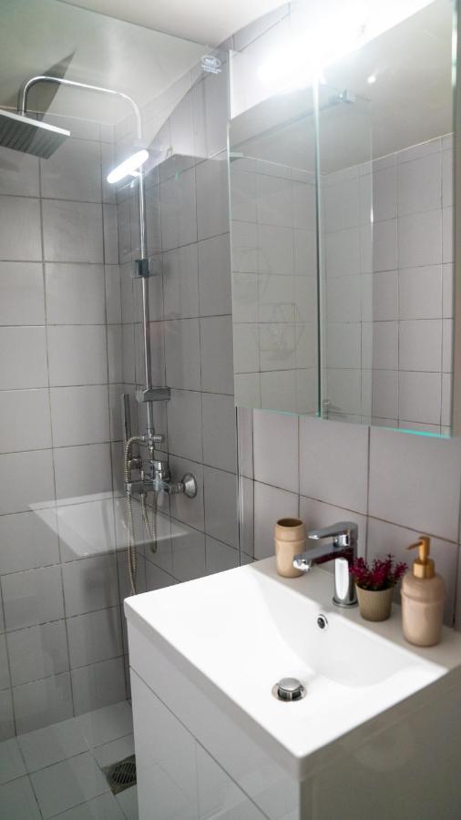 Lux Garden Apartment Near Acropolis In The Heart Of アテネ エクステリア 写真
