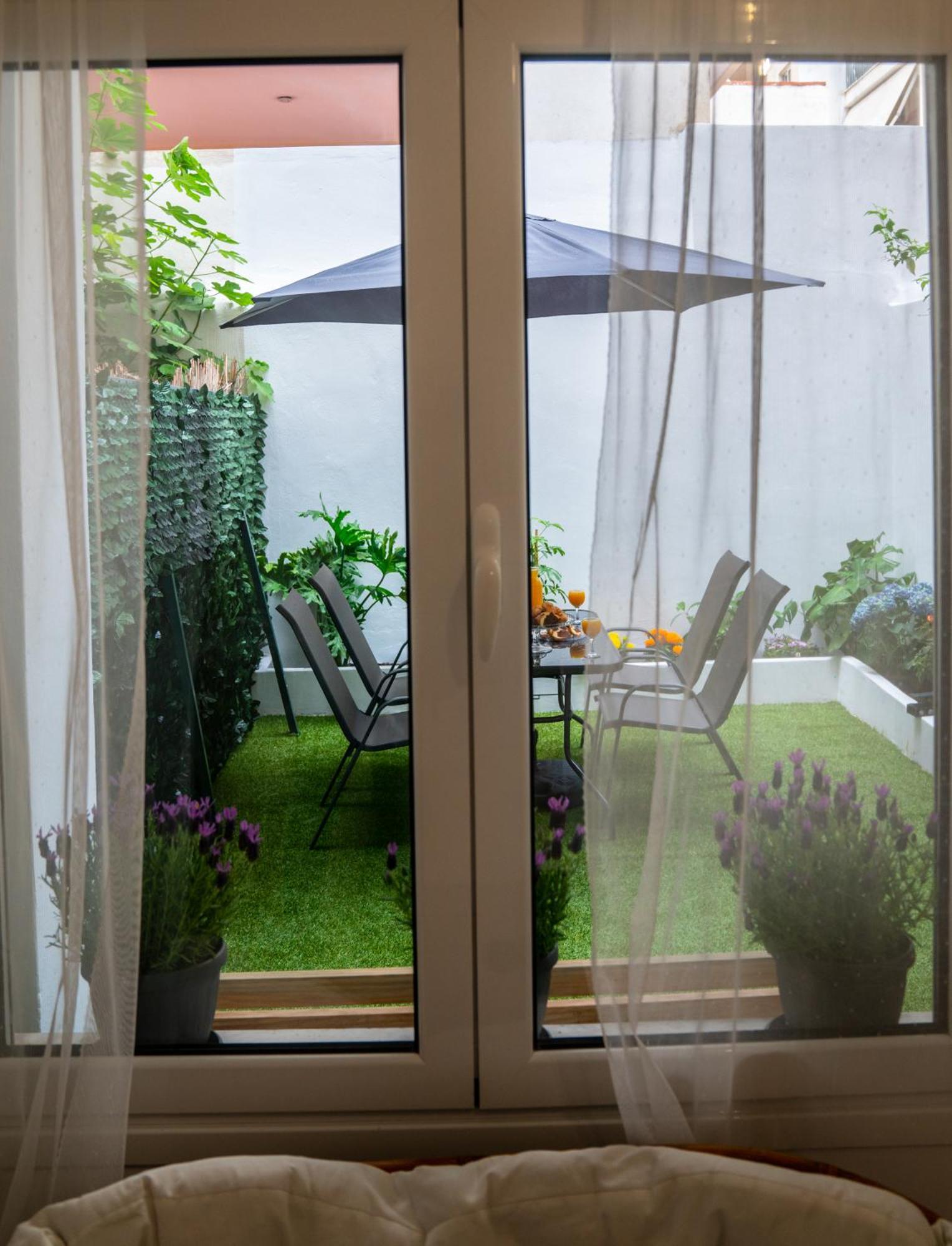 Lux Garden Apartment Near Acropolis In The Heart Of アテネ エクステリア 写真